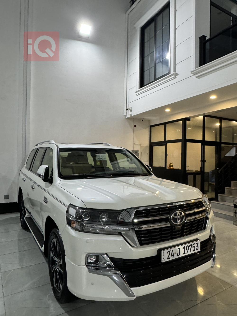 تويوتا لاندكروزر